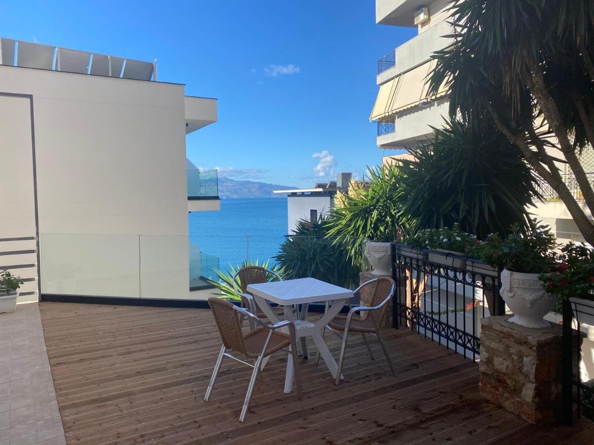 Apartamente Berti'S Garden Sarandë エクステリア 写真